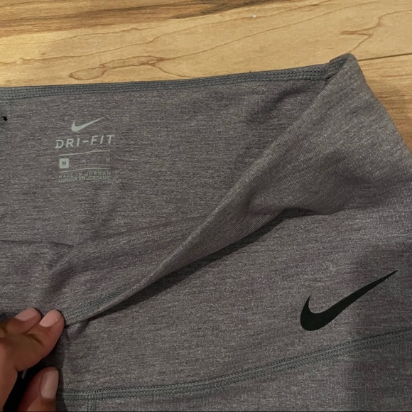 Nike leggings - Picture 3 of 3